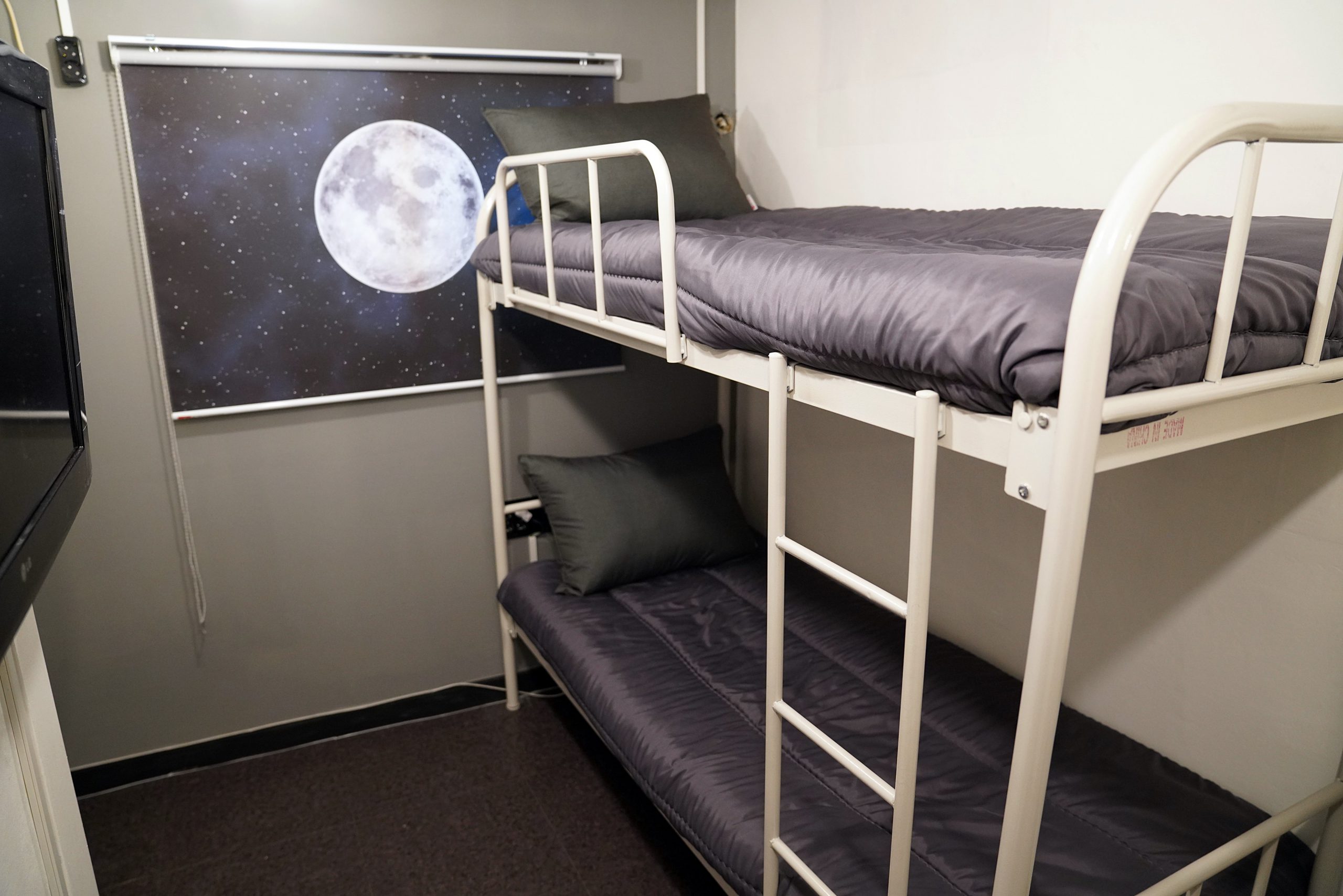 apollo guesthouse bunk bed